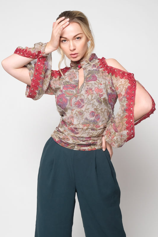 Floral print cutout sleeves lace trim blouse