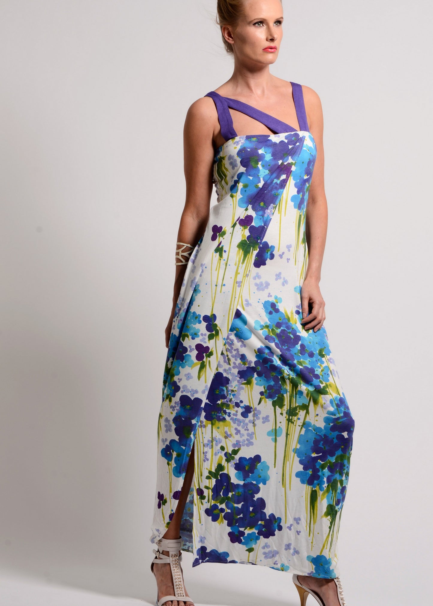 Liz - Floral print maxi dress- SOLD OUT