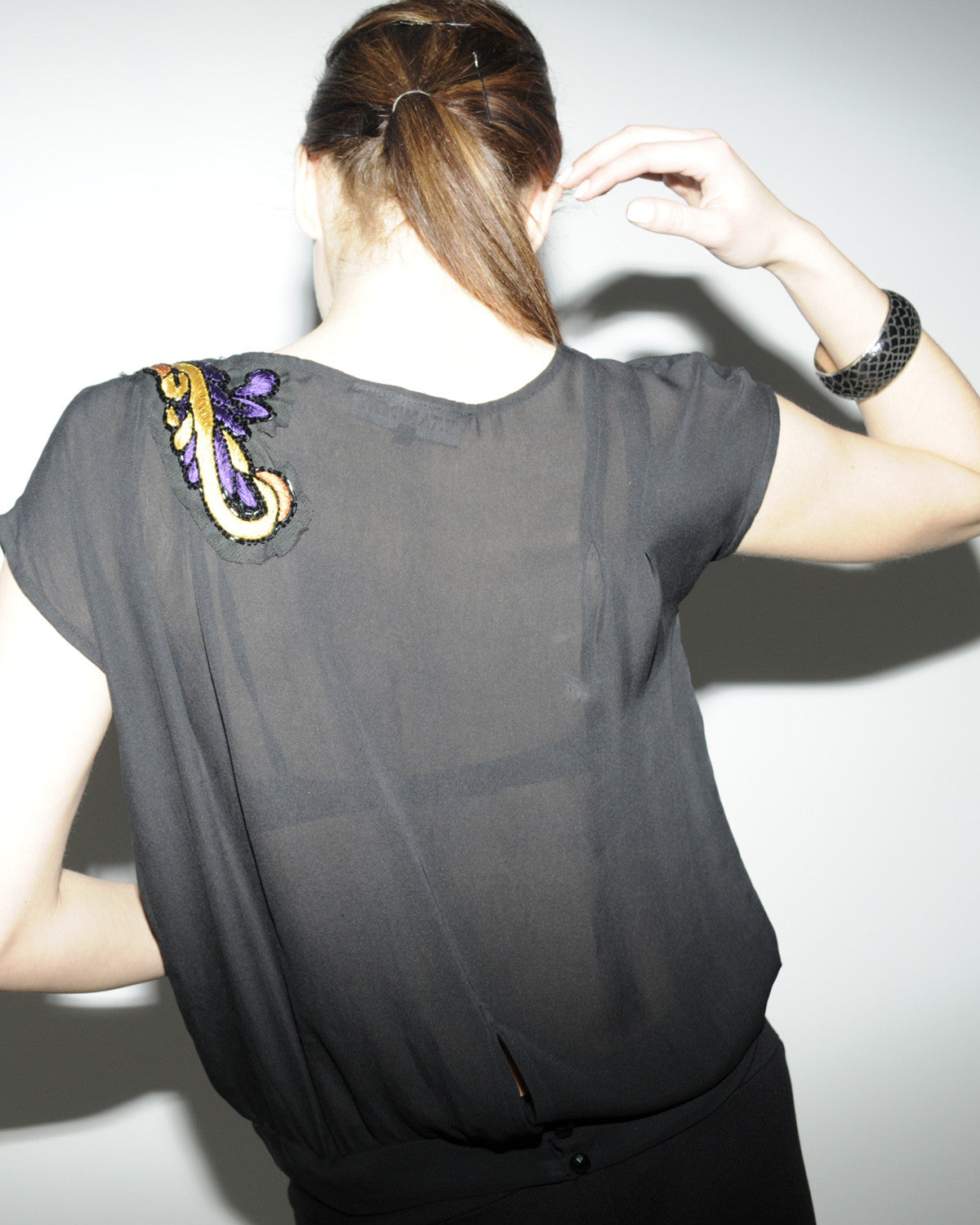 Georgette embroidered shoulder blouse