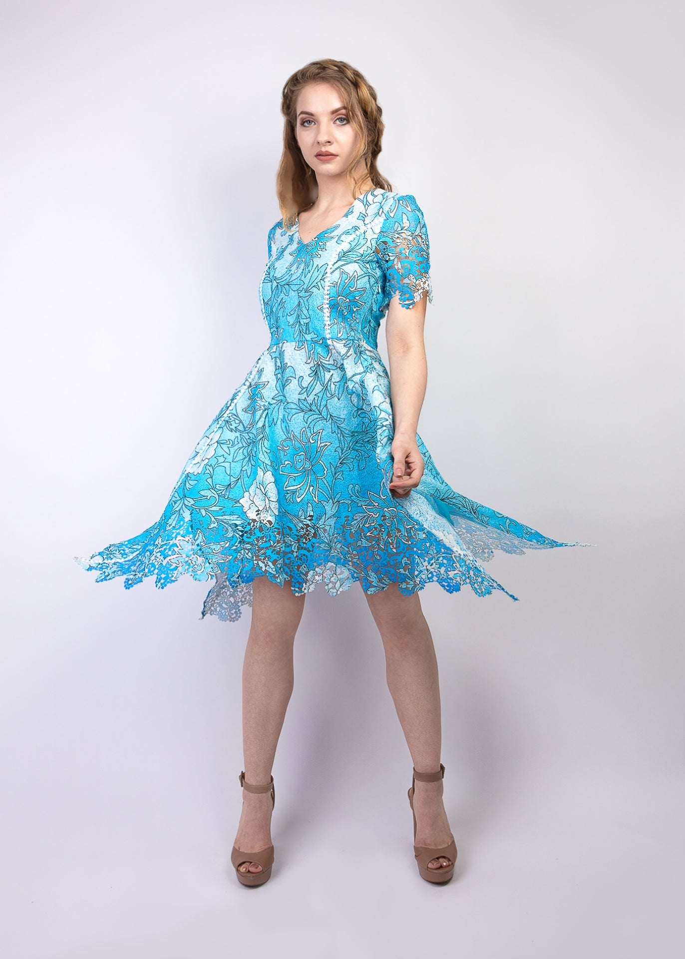 Novelty printed lace handkerchief hem dress