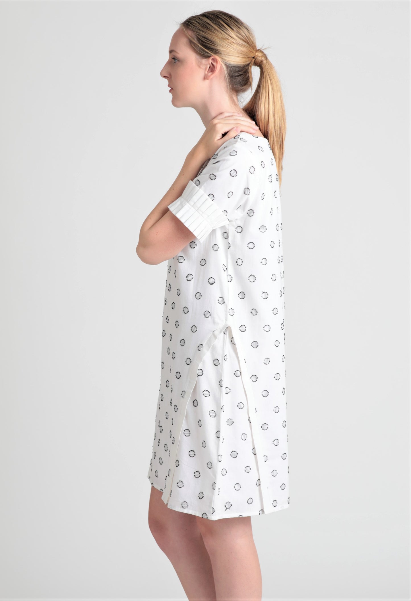 Circles dobby cotton shift dress