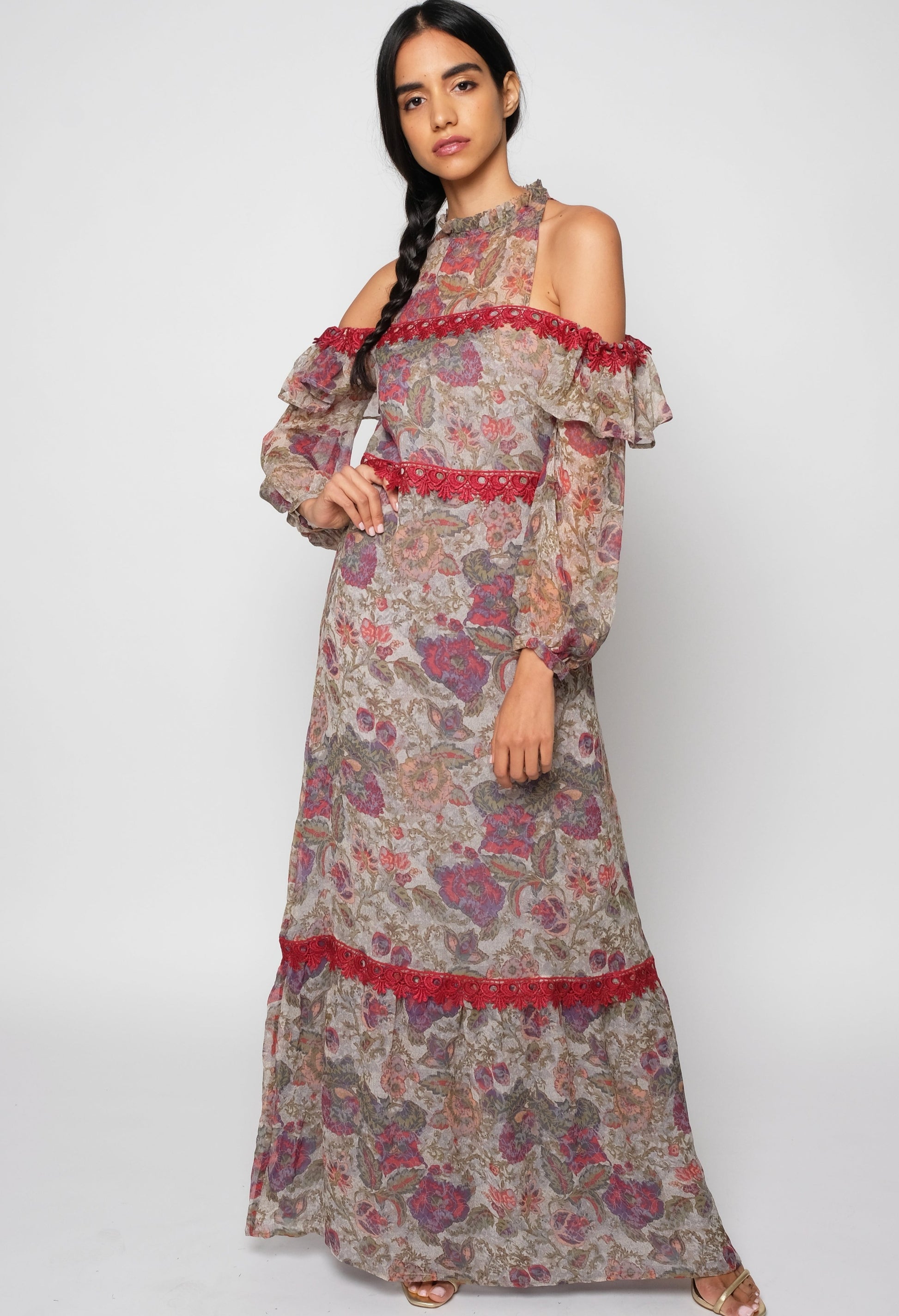 Floral print cold shoulder ruffle & lace trim maxi dress T.Tandon Floral print cold shoulder ruffle & lace trim maxi dress T.Tandon