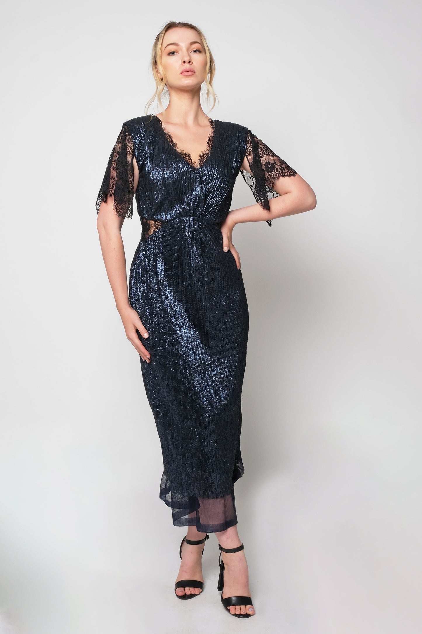 Slinky sequins cocktail dress with lace sleeves